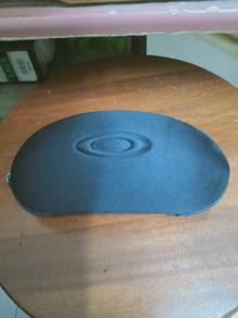 sarung cermin mata hitam 