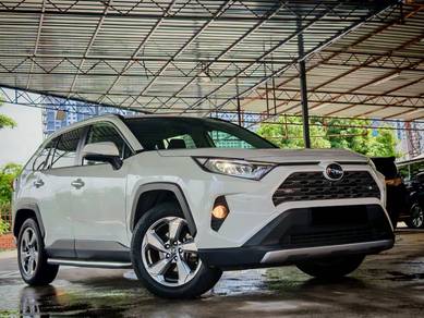 Toyota Rav 4 2.5L in Serdang, SGR