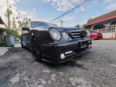 Mercedes Benz E240 240 AVANTGARDE (CBU) in Seremban, NSN