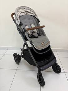 Joie Signature Aeria Stroller
