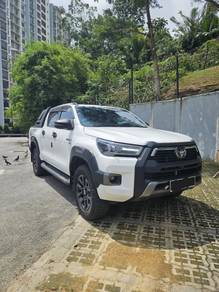 Toyota Hilux ROGUE in Seri Kembangan, SGR