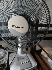 Perkataan elektrik rosak untuk sparepart