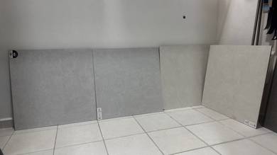 4 unit of tiles (2 grey, 2 beige), 60 x 60cm