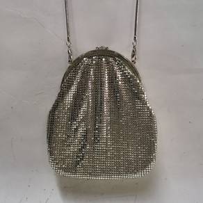 Vintage 1950s Silver Glomesh Handbag/Clutch Made I
