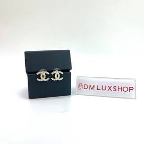 Preloved Chanel Classic Double CC Logo Earrings
