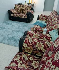 sofa for sell