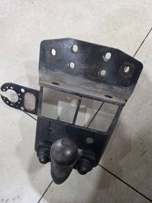 Toyota towbar/tow hitch