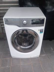 Electrolux inverter front load hot washer 9.0kg