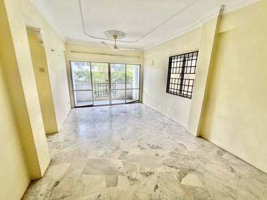 Apartment For Sale in Apartment Bukit Saujana
