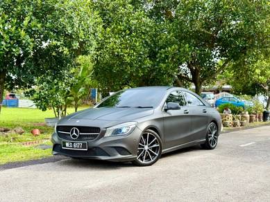 Mercedes Benz CLA200 200 (CBU) in Kepong, KUL