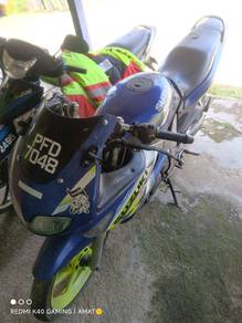 Suzuki FXR 150