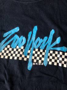 Vintage Zoo York SK8Z skateboard t-shirt vans nike