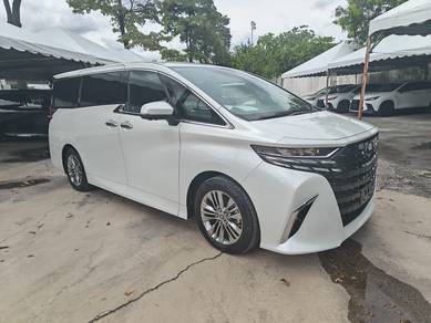 Toyota Alphard Z in Old Klang Road, KUL