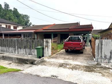 Semi-Detached House For Sale in Kuching,SWK