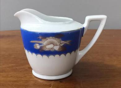 Cawan susu antique oriental creamer jar