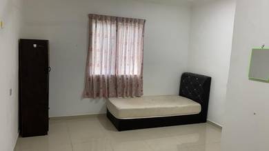 Room in Shah Alam, SGR