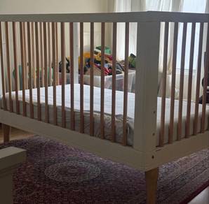 Baby Crib - Brand Comfy