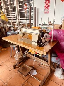 Singer Sewing Machine 591