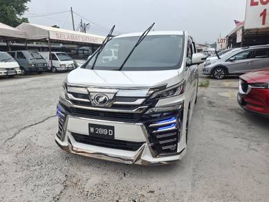 Toyota Vellfire Z in Jalan Kuching, KUL