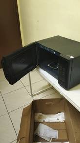 microwave oven 