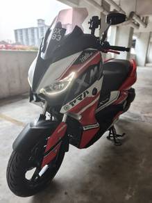 Yamaha XMAX