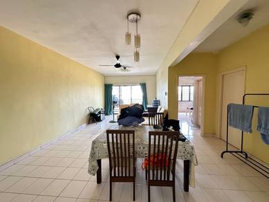 Condominium For Rent in Sri Putramas