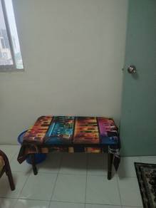Room in Persiaran Gurney, PNG