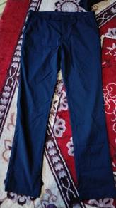 uniclo pant biru gelap