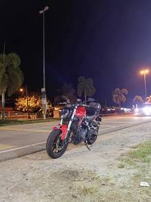 Benelli TNT 249S