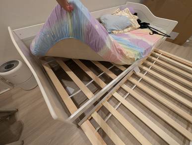 Lucine Wooden Day Bed with Trundle (Single, White)