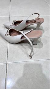 milla heels