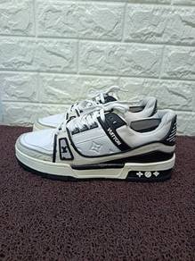 uk8.5 Louis Vuitton LV Trainer Sneakers
