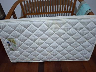 Preloved Getha baby bed