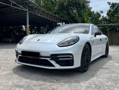 Porsche Panamera 4S in Kajang, SGR