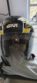 New macam, Givi( XL, Helmet Ventura GY/YL Open Fac