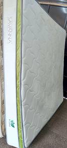 King Size Tebal 11inci Spring Mattress 