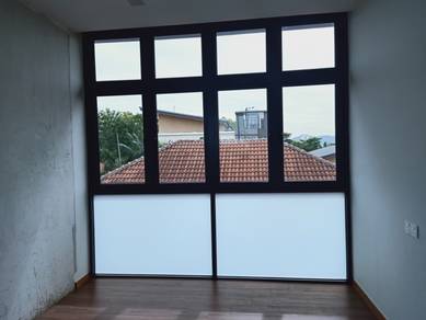 Tingkap Swing Office Aluminium&Kace