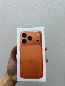 NEW iPhone 17 Pro Cosmic Orange 256GB