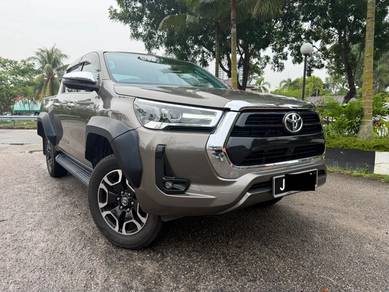 Toyota Hilux V in Johor Bahru, JHR