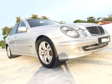 Mercedes Benz E270 270 CDI AVNTGDE HIGH SPEC(CBU) in Muar, JHR