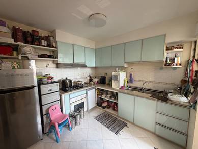 Condominium For Sale in Sri York