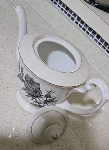 Antik teko tea pot
