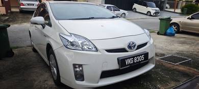 Toyota Prius (HYBRID) in Kuching, SWK