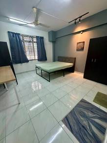 Room in Sri Petaling, KUL