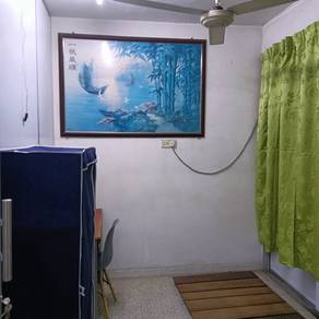 Room in Kulim, KDH
