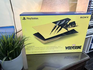 PS5 Slim Disc Console Cover Wolverine Yellow New