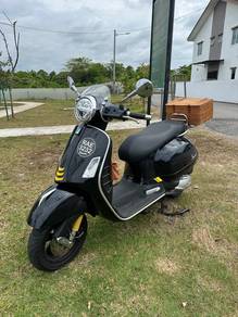 Vespa GTS Super 300