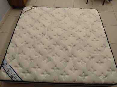 King Koil Extended Life Series Serenity King Size