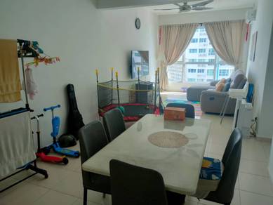 Condominium For Rent in I-Santorini