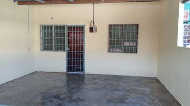 Terraced House For Rent in Banting,SGR